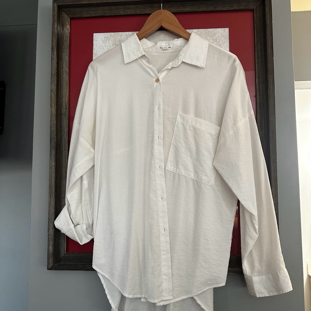 Blu Pepper Woman’s Button Down Shirt
